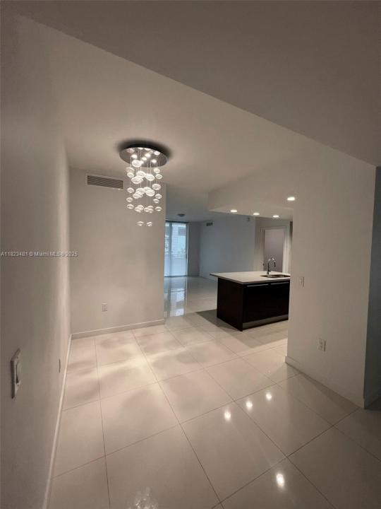 7661 NW 107th Ave 207, Doral, Florida 33178, Amerika Birleşik Devletleri
