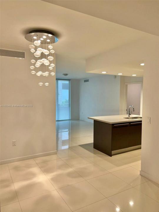 7661 NW 107th Ave 207, Doral, Florida 33178, Amerika Birleşik Devletleri