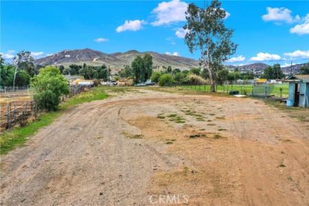 Valley Way, Jurupa Valley, California 92509, HOA KỲ