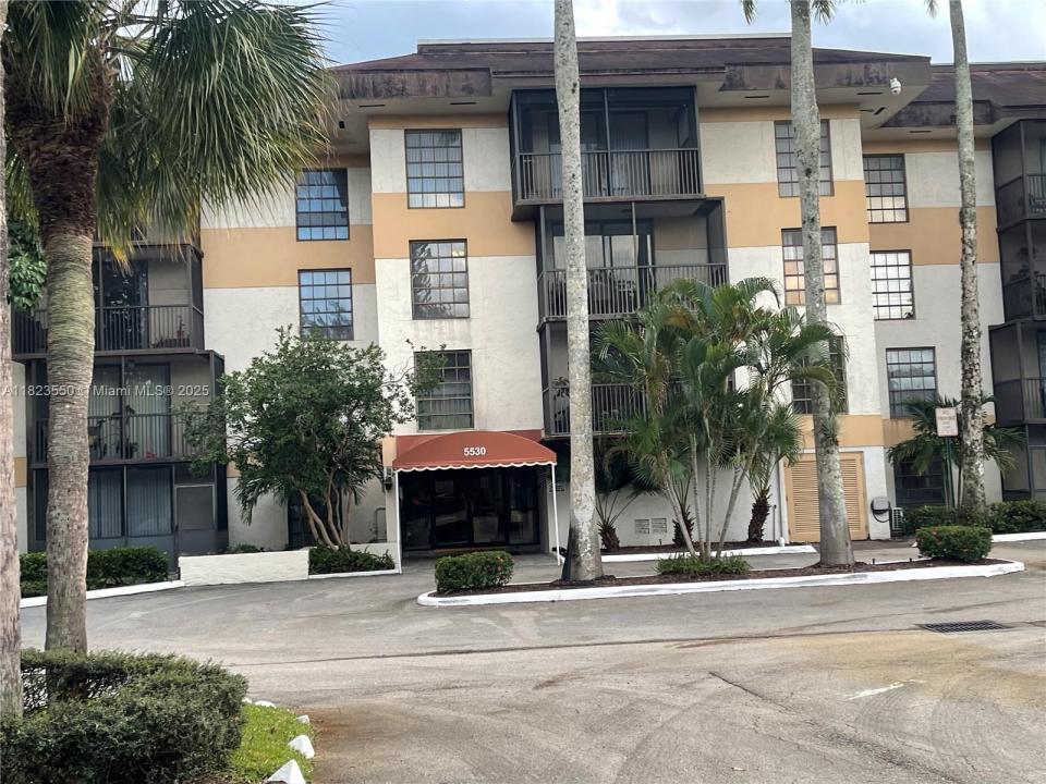 5530 NW 44th St 103C, Lauderhill, Floride 33319, États-Unis