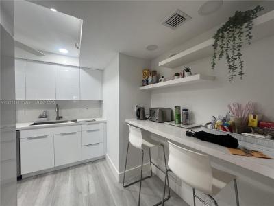 4900 N Ocean Blvd 212, Lauderdale By The Sea, Floride 33308, États-Unis