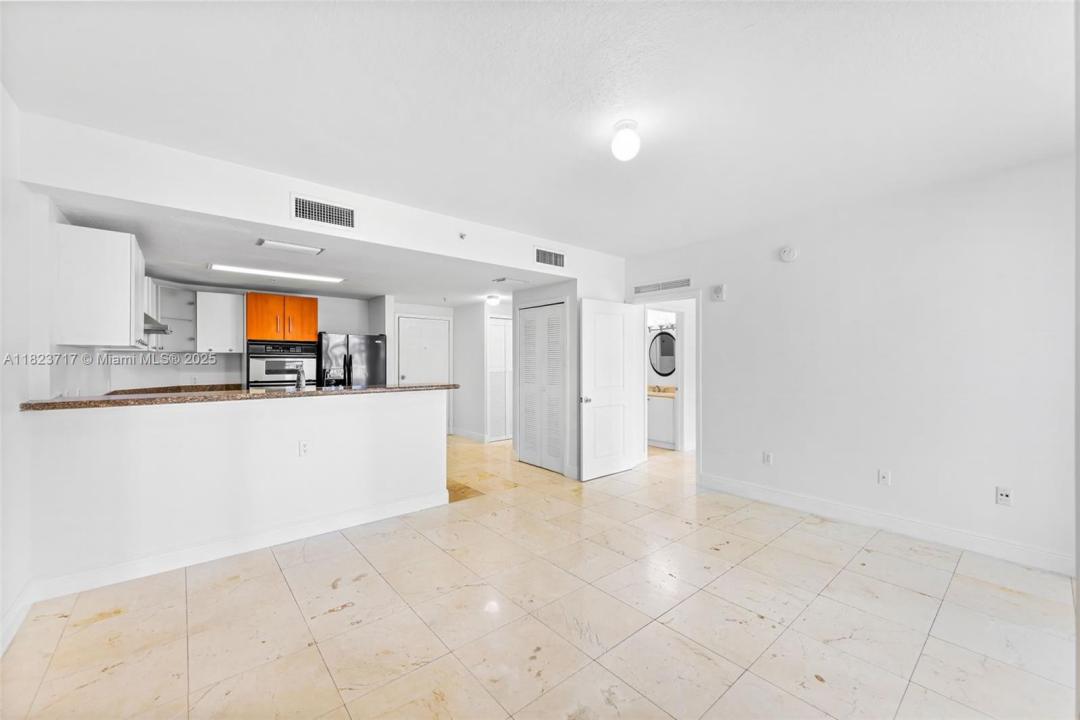 170 SE 14th St 1203, Miami, Flórida 33131, Estados Unidos