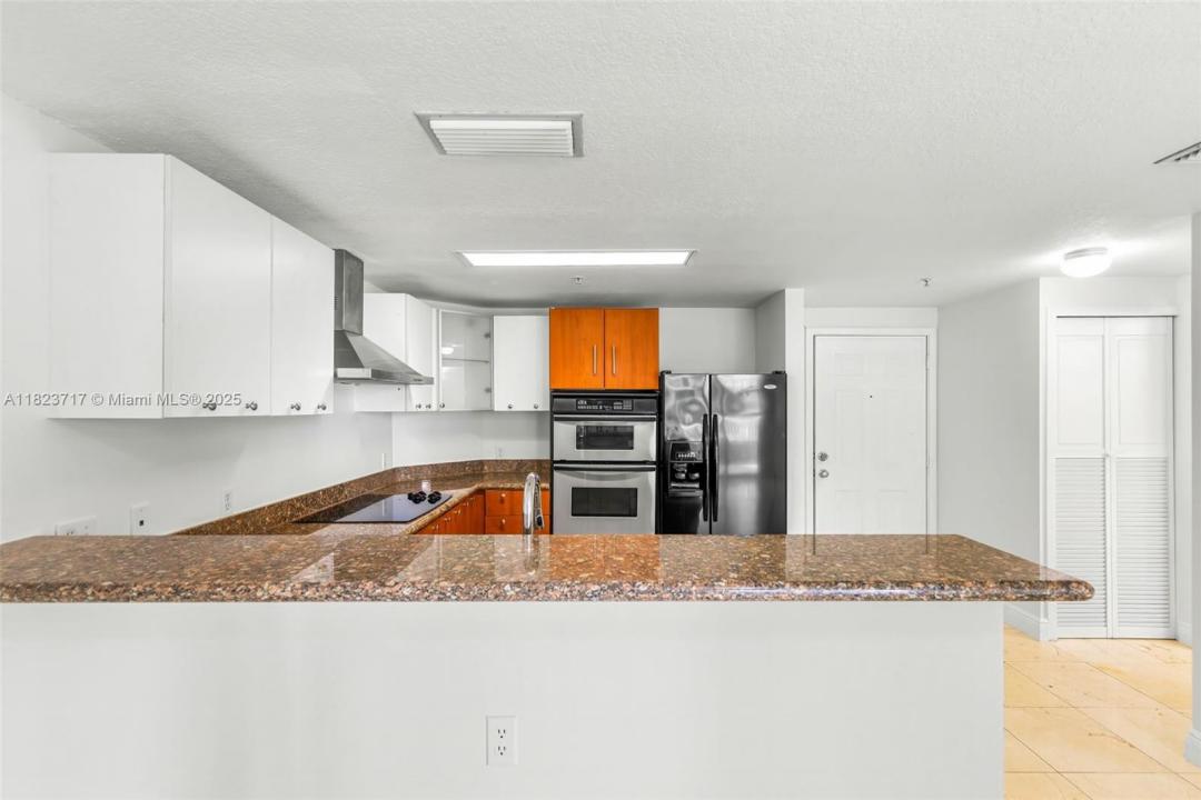 170 SE 14th St 1203, Miami, Flórida 33131, Estados Unidos