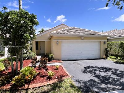1605 Salerno Cir, Weston, Florida 33327, USA