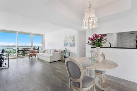 1830 S Ocean Dr 1101, Hallandale Beach, Florida 33009, USA