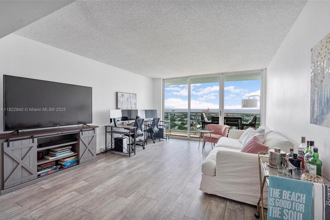 1830 S Ocean Dr 1101, Hallandale Beach, フロリダ 33009, アメリカ合衆国