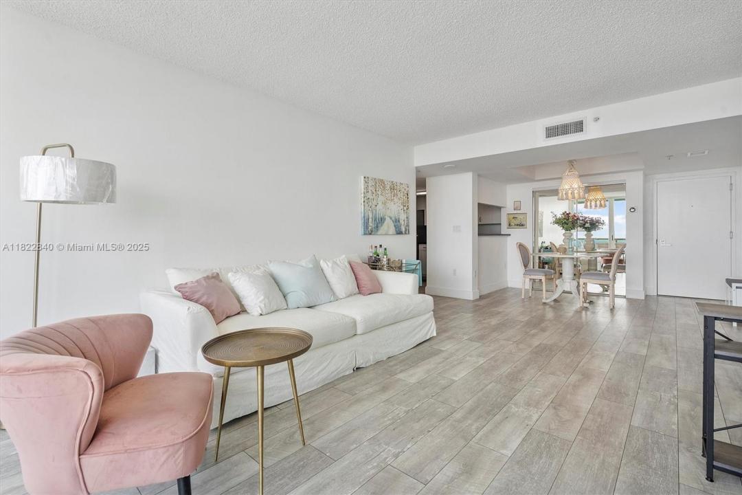 1830 S Ocean Dr 1101, Hallandale Beach, フロリダ 33009, アメリカ合衆国