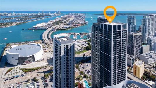 601 NE 1St Ave 5001, Miami, Florida 33132, USA