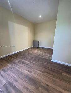 18401 NE 21st Ave 0, North Miami Beach, Florida 33179, USA