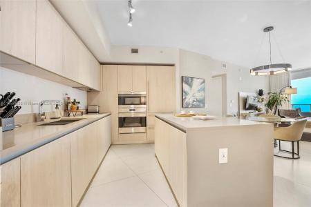 4111 S Ocean Dr 3709, Hollywood, Florida 33019, USA
