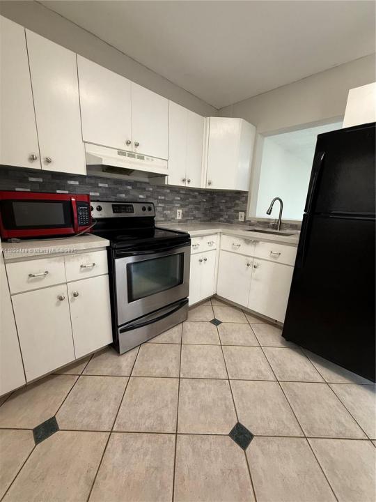 8701 SW 12th St 30, Miami, Florida 33174