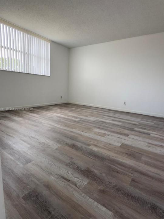 500 Executive Center Dr 2N, West Palm Beach, Florida 33401, USA