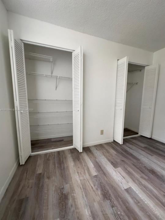 500 Executive Center Dr 2N, West Palm Beach, Florida 33401, USA