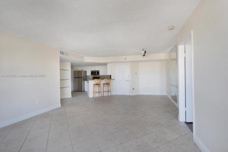 2351 Douglas Rd 901, Miami, Florida 33145, USA