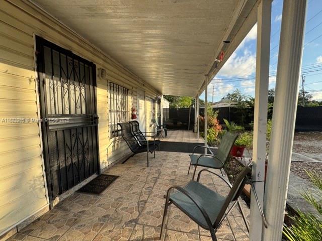 Miami, Florida 33142, USA