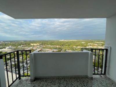 2750 NE 183rd St 2504, Aventura, Florida 33160, USA