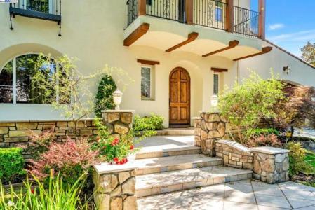 Feathermint Dr, San Ramon, California 94582