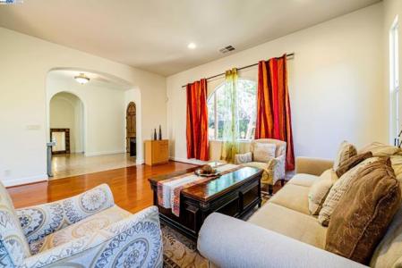 Feathermint Dr, San Ramon, California 94582