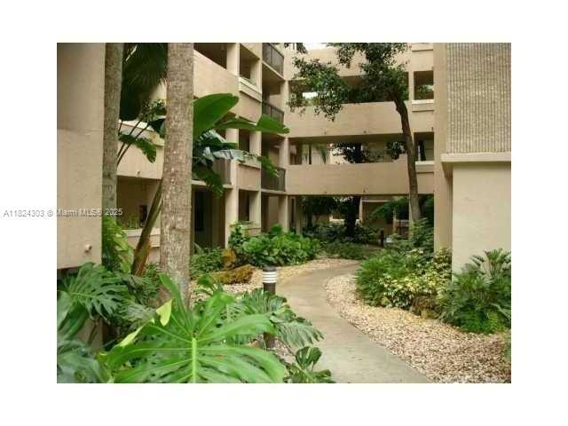 6800 Cypress Rd 409, Plantation, Florida 33317, Estados Unidos