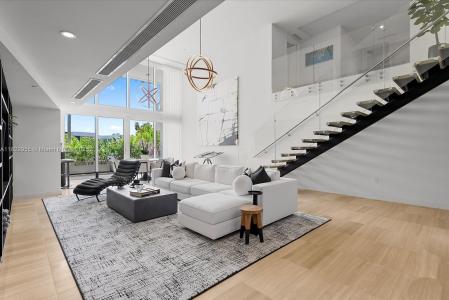 4701 N Meridian Ave 217, Miami Beach, Florida 33140, USA