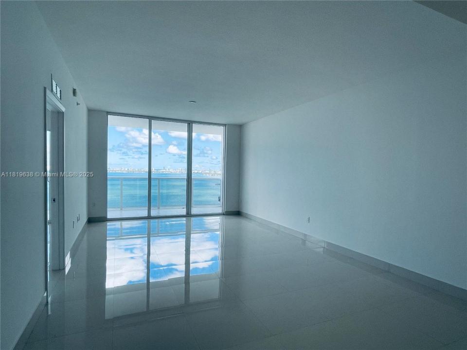 600 NE 27 ST 2302, Miami, Florida 33137