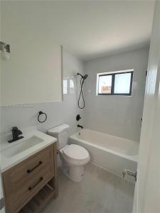 2971 NW 179th St, Miami Gardens, Florida 33056, USA