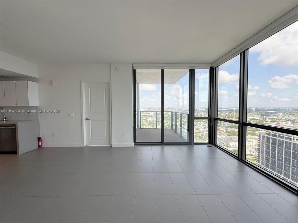 1600 NE 1st Ave 3216, Miami, Floride 33132, États-Unis