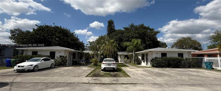 1865 NW 55th Ter, Miami, Florida 33142, USA