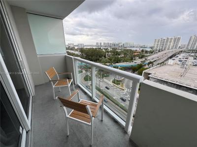 19201 Collins Ave 1137, Sunny Isles Beach, Florida 33160, USA