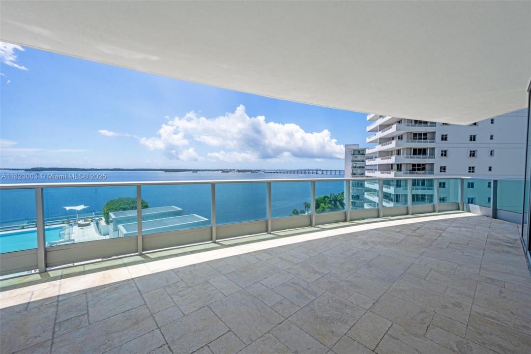 1331 Brickell Bay Dr 911, Miami, Floride 33131, États-Unis