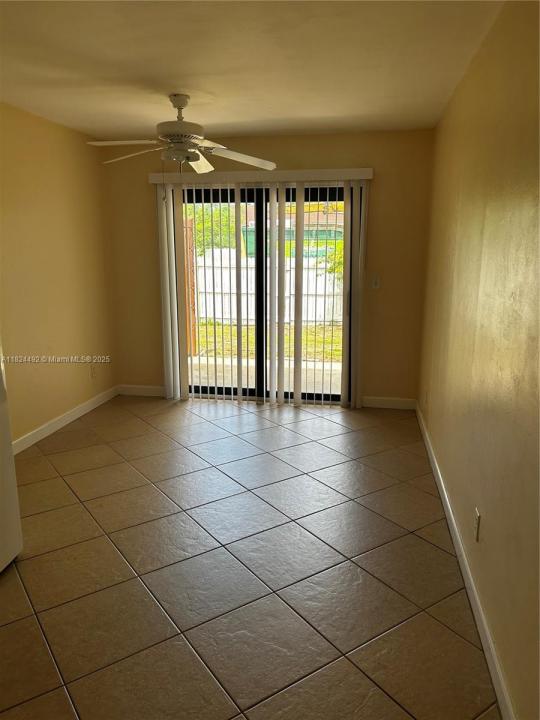 2161 41ST B, Naples, フロリダ 34116, アメリカ合衆国
