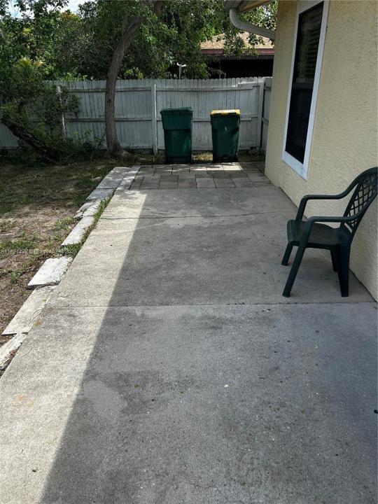 2161 41ST B, Naples, フロリダ 34116, アメリカ合衆国
