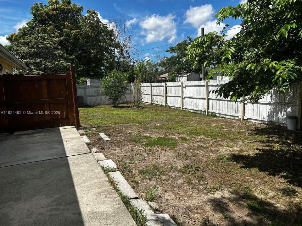 2161 41ST B, Naples, フロリダ 34116, アメリカ合衆国