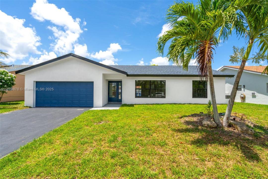 7441 NW 38th Ct, Lauderhill, Florida 33319