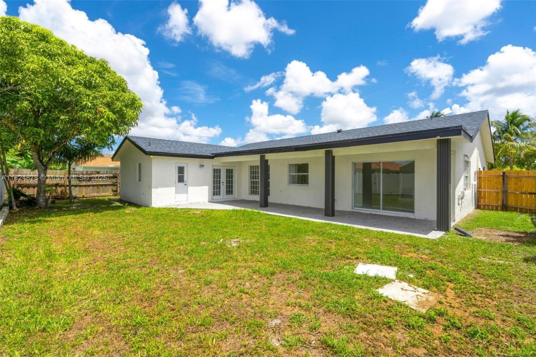 7441 NW 38th Ct, Lauderhill, Florida 33319