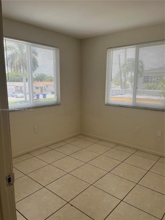 1419 SW 22nd Ave 0, Miami, פלורידה 33145, ארצות הברית של אמריקה