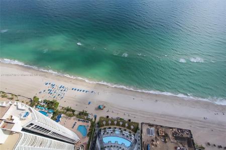 18555 Collins Ave 4605, Sunny Isles Beach, Florida 33160, USA