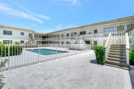 5450 Hollywood Blvd 206, Hollywood, Florida 33021, USA