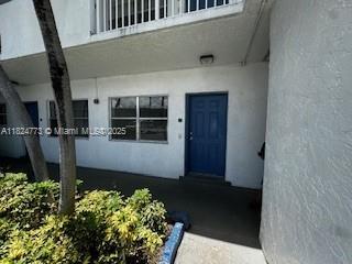 Hallandale Beach, Florida 33009, USA