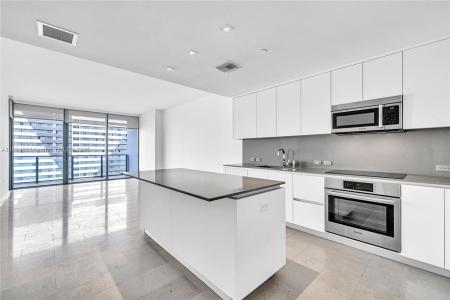 88 SW 7th St 1006, Miami, Florida 33130, USA