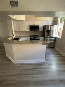 2921 NE 185th St 1205, Aventura, Florida 33180, USA