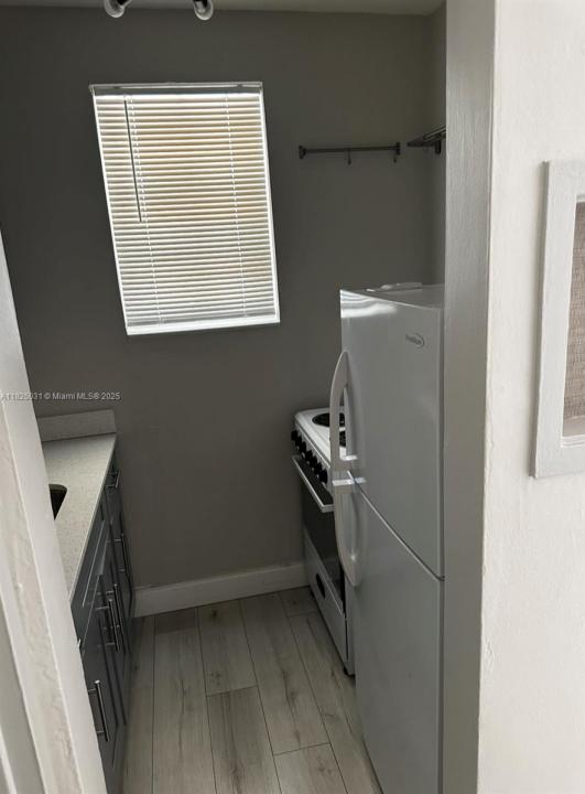 1260 Drexel Ave 7, Miami Beach, Florida 33139, USA