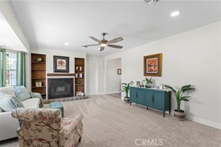 N Maple Avenue, Fontana, California 92335, Estados Unidos