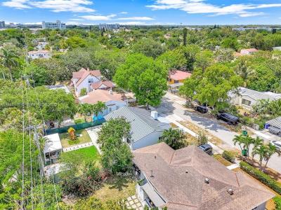876 NE 81st St, Miami, Florida 33138, USA