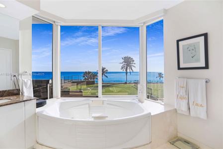 17555 Collins Ave 308, Sunny Isles Beach, Florida 33160, USA