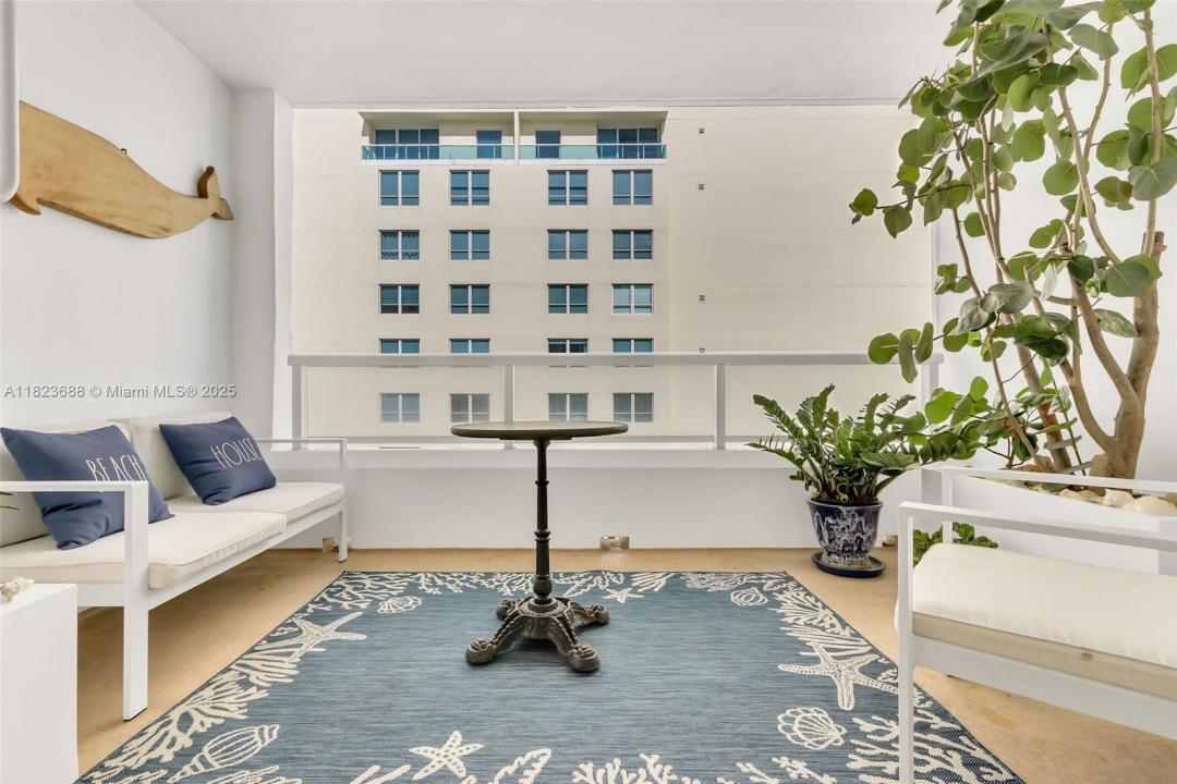 5005 Collins Ave 1223, Miami Beach, Florida 33140