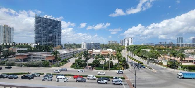 2200 E Hallandale Beach Blvd 711, Hallandale Beach, Florida 33009, USA