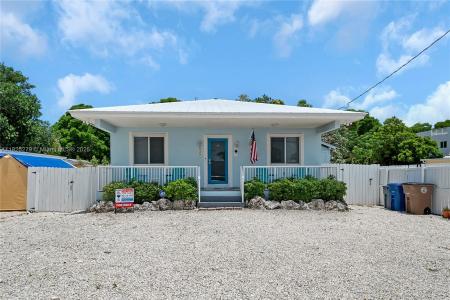 939 Plantation Rd, Key Largo, Florida 33037, USA