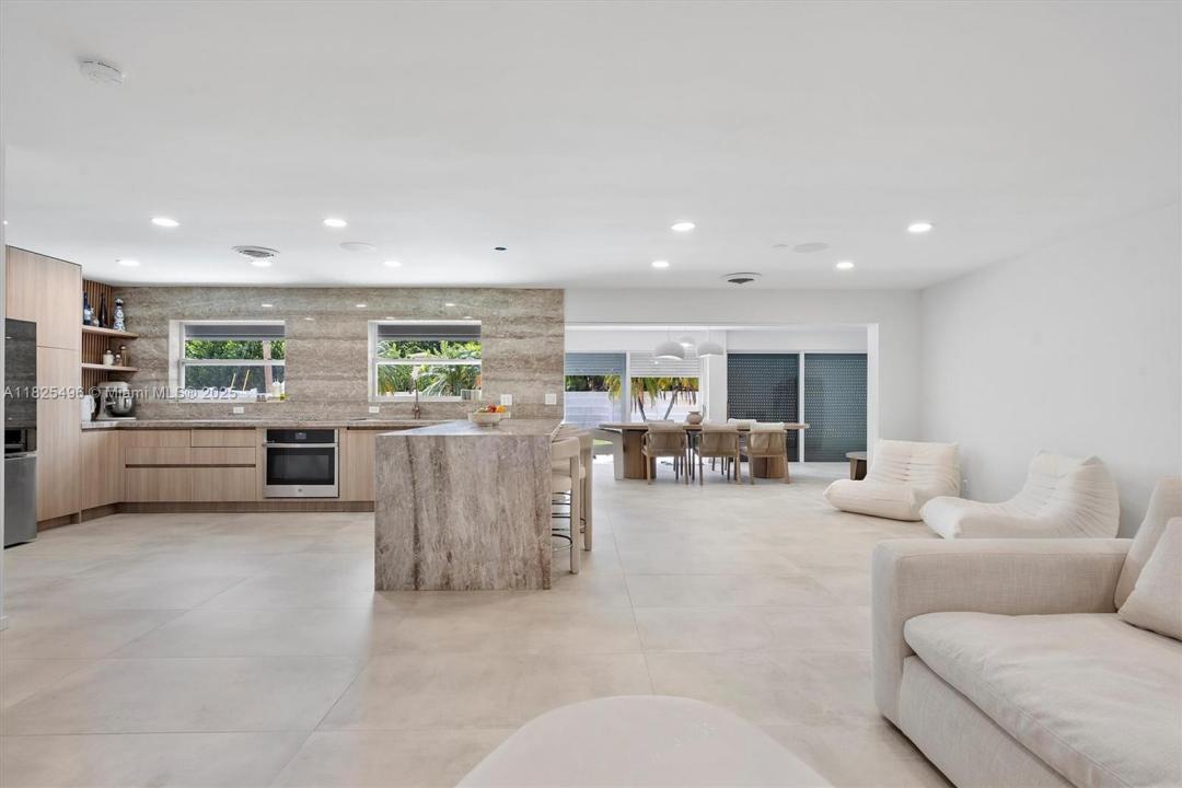 417 N Highland Dr, Hollywood, Florida 33021, Estados Unidos
