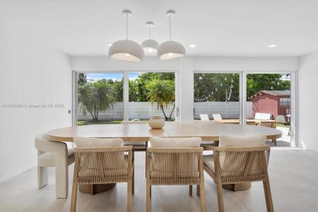 417 N Highland Dr, Hollywood, Florida 33021, USA